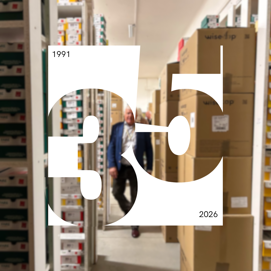 We have been on the market for 35 years. We make shoes for children and adults.