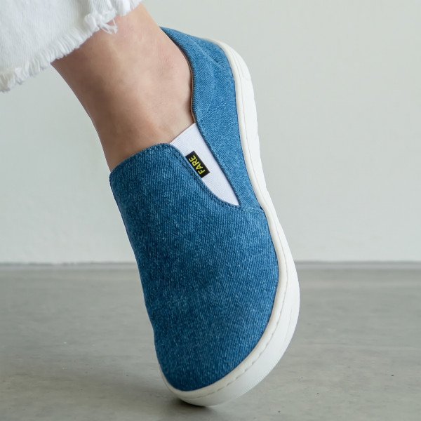 FARE MID-WIDE SLIP-ON tenisky modré