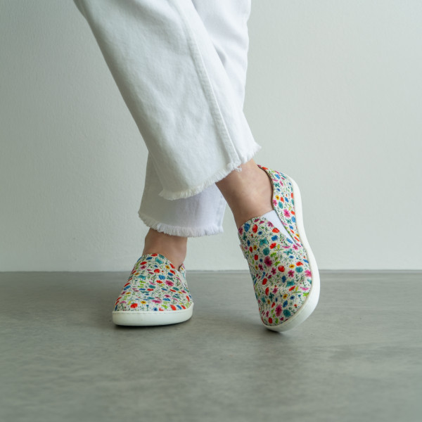 FARE BARE SLIP-ON tenisky flower