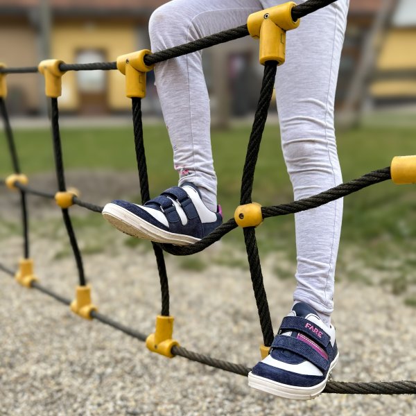 FARE KLASIK VENTO – wasserdichte Kinderschuhe für das ganze Jahr, blau-weiß